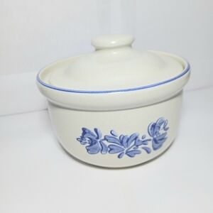Pfaltzgraff USA "Yorktowne" Butter Tub / Crock With Lid, 5 3/8" Diameter 